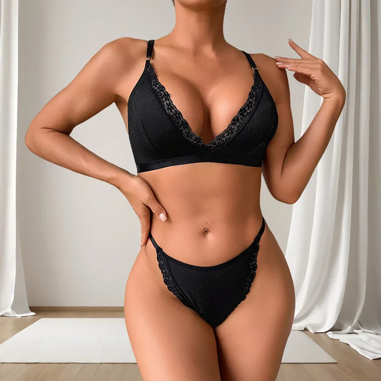 Sexy Women’s 2-Piece Lace Bra & Panty Set – Padless Elegant Lingerie