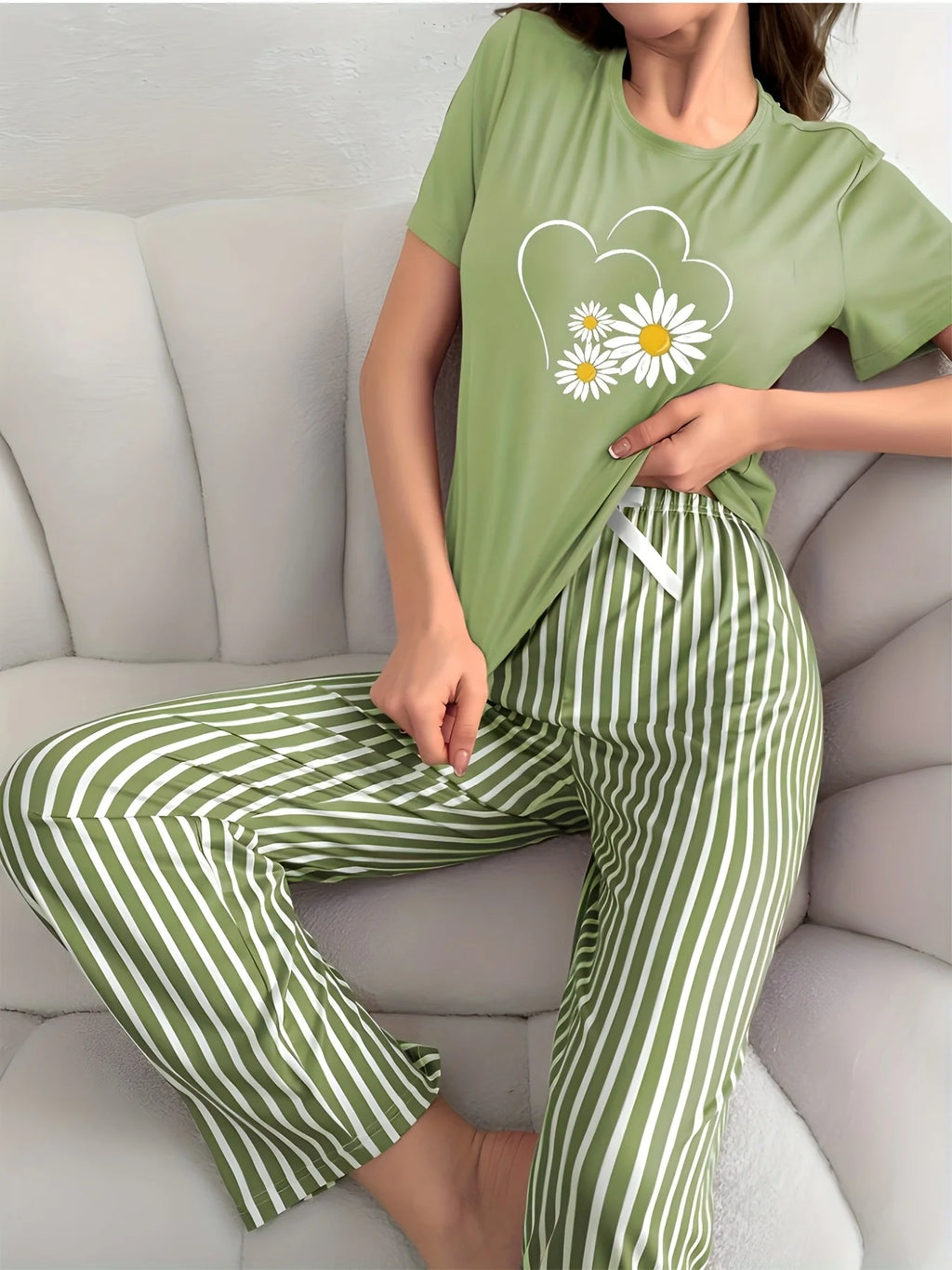 2-Piece Women’s Pajama Set – Elegant Floral Print for Spring & Summer